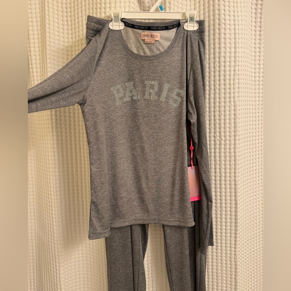 Paris Hilton Gray 'PARIS' Lounge Top and Pant Set